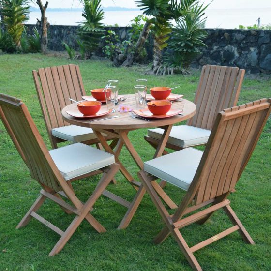 Table pliante ronde en teck massif  de qualité Ecograde© Diam. 90 cm avec 4 chaises pliantes Karimun