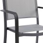 détail de la chaise haute de bar en aluminium anthracite et textilène gris argent Nassau